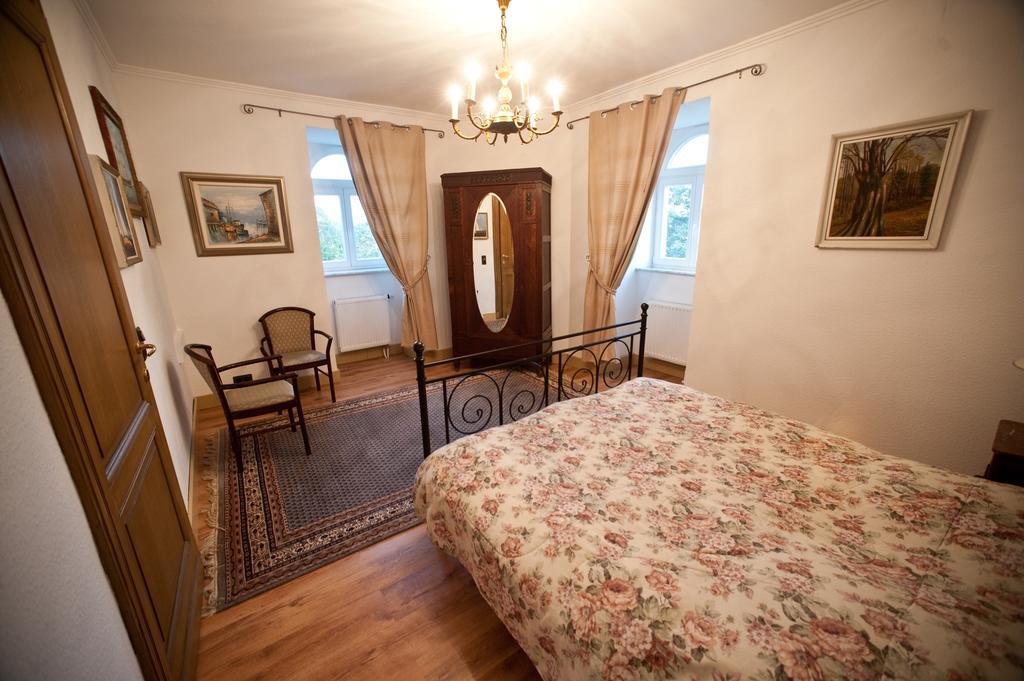 Chateau Neufays Theux Chambre photo